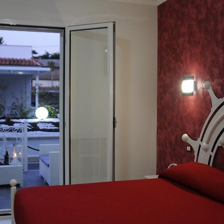 Badinomare Bed & Breakfast Terracina Bagian luar foto